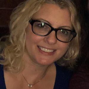 Meet your Posher, Stacy